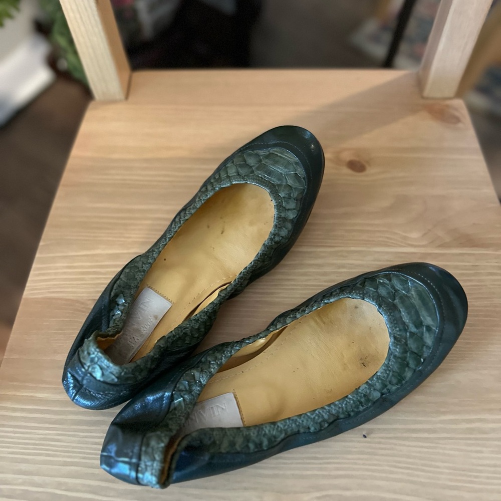 Lanvin Green Textured Flats